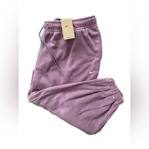 Nike Plus Size Therma-Fit Loose Fleece Training Jogger Sweatpants Violet  1X